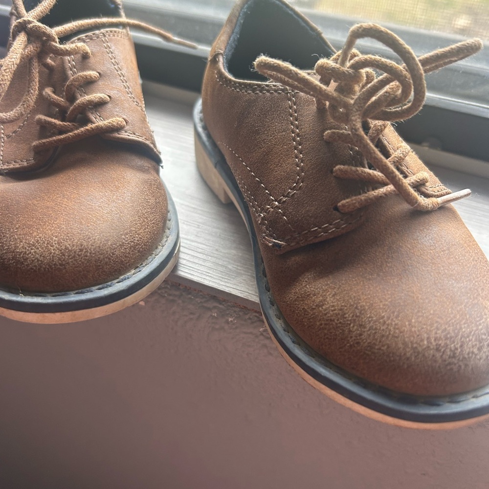 Classic Brown Kids Shoes